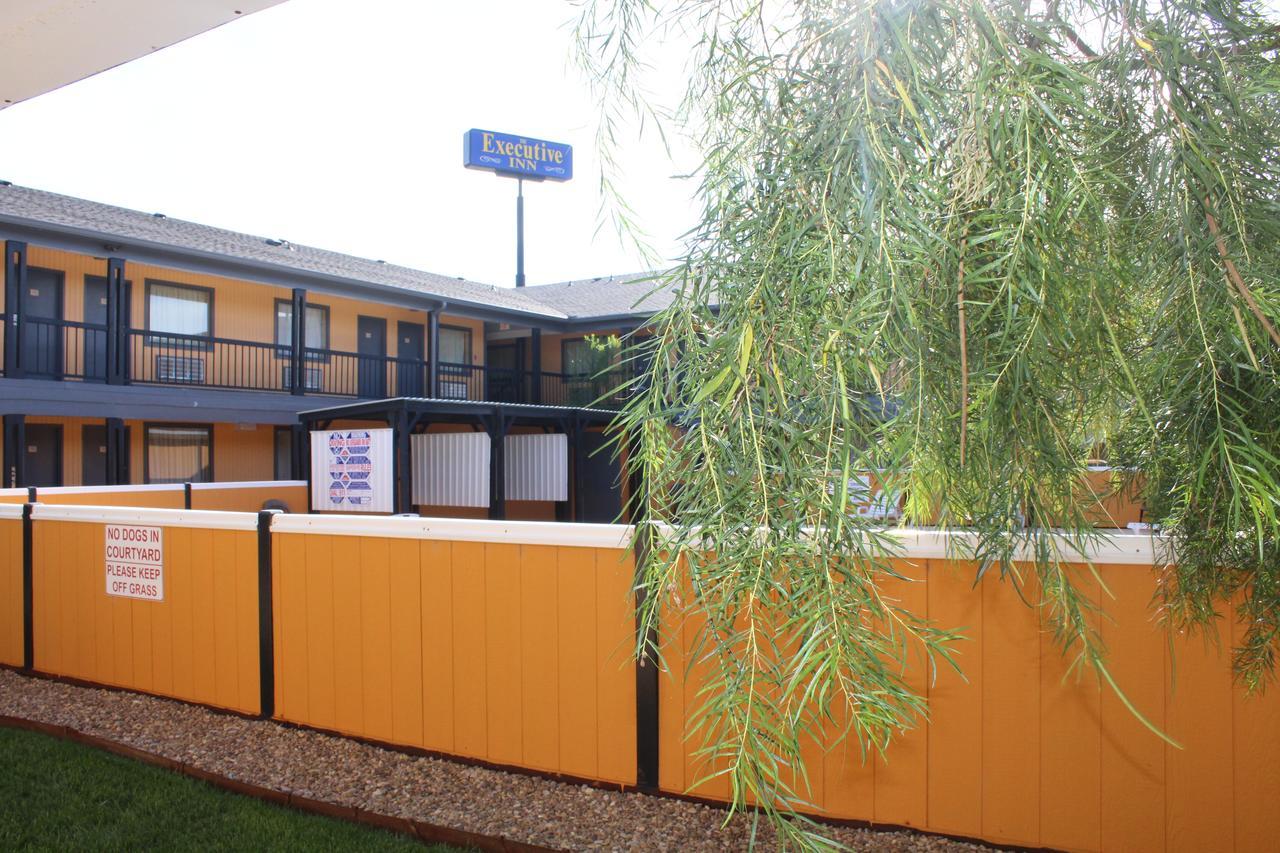 The Executive Inn & Suites Amarillo Buitenkant foto