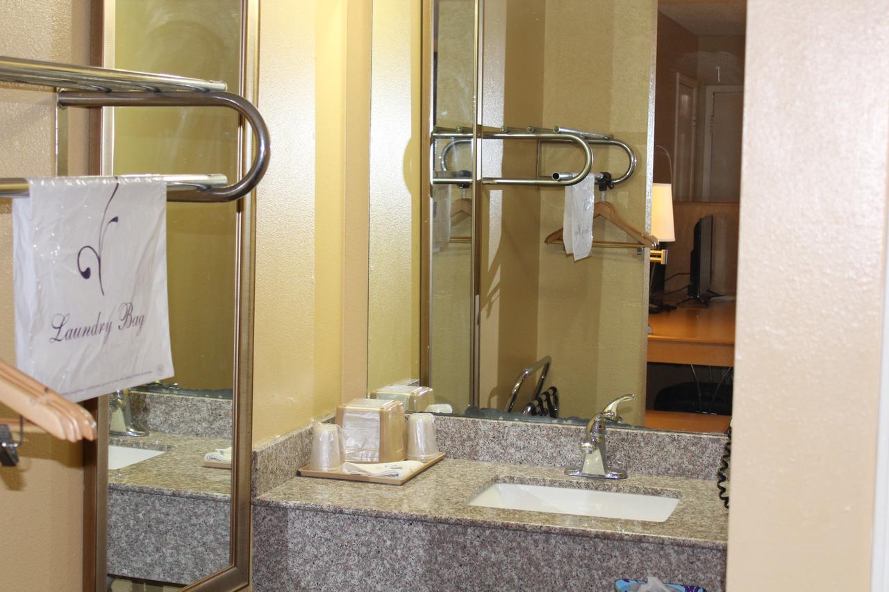 The Executive Inn & Suites Amarillo Buitenkant foto