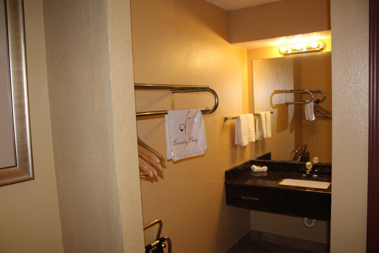 The Executive Inn & Suites Amarillo Buitenkant foto