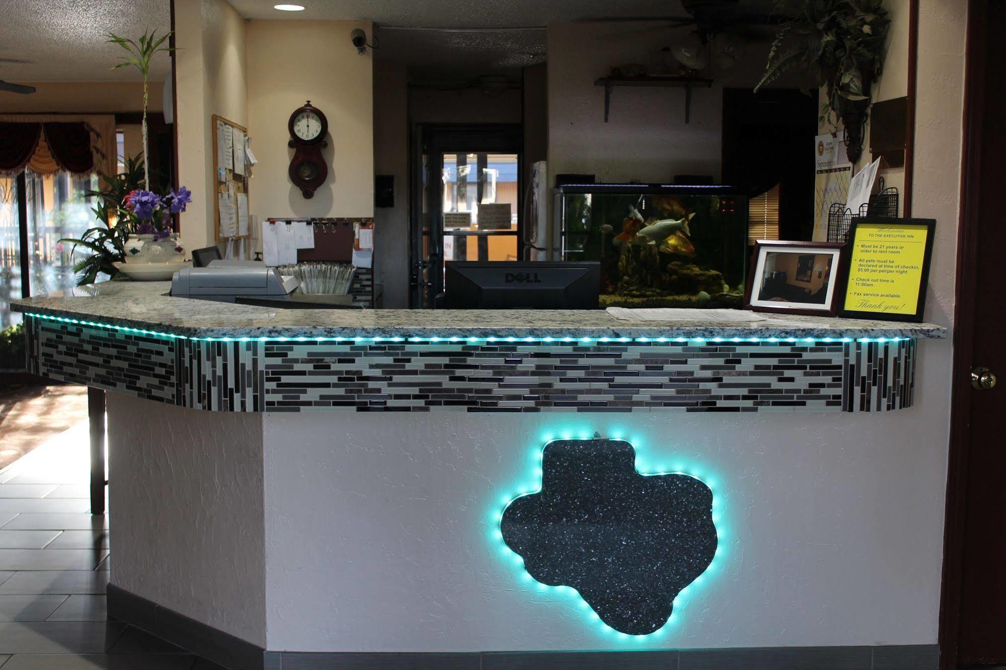 The Executive Inn & Suites Amarillo Buitenkant foto